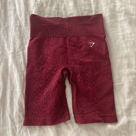 💫$7 SALE💫 GYMSHARK Adapt Animal Seamless Cycling Shorts - Picture 4 of 6
